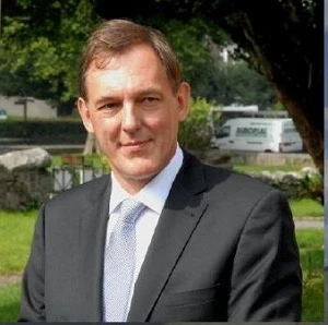 Graham Ross Andrews